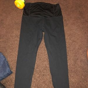 Maternity workout pants